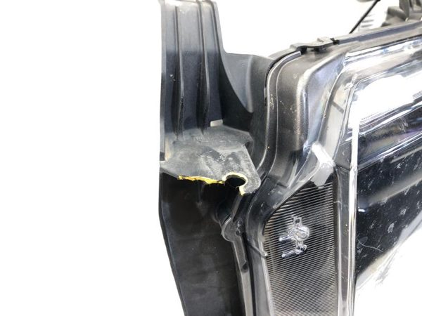 2018-2021 Toyota Tundra Driver Left Headlight ++Tab Broke++ Oem 811500C211 — photo 2