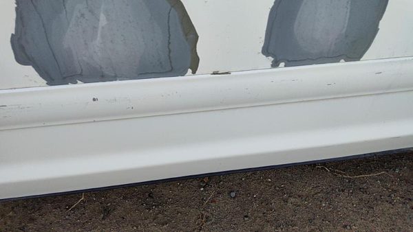 98-08 Ford Crown Vic Passenger Right Front Moulding From Door Trim Strip White — photo 4