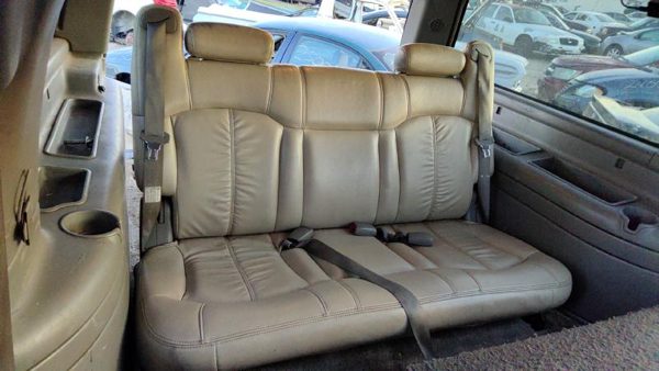 2000-2002 Chevy Suburban Rear Seat Assembly 3Rd Row Oem Back Seat 922 Light Gray — photo 1