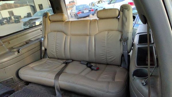 2000-2002 Chevy Suburban Rear Seat Assembly 3Rd Row Oem Back Seat 922 Light Gray — photo 8