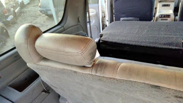 2000-2002 Chevy Suburban Rear Seat Assembly 3Rd Row Oem Back Seat 922 Light Gray — photo 7