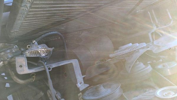 1993-1994 Chevy Suburban Radiator Cooling Fan Shroud Oem Plastic Housing 5.7L — photo 2