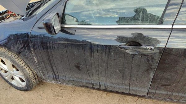 2011 Ford Fusion Front Door LH Black Uh — photo 3