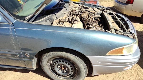 2000-2004 Buick Lesabre Buick Lesabre Passenger Right Front Fender Oem Blue — photo 1