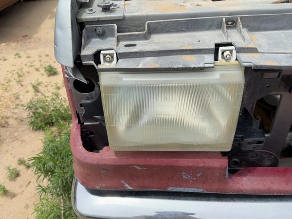 1987-1991 Ford F150 Passenger Right Head Light Oem Front Lamp E9Tz13008C — photo 1