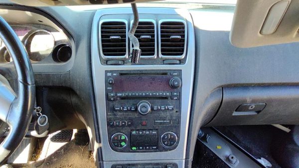 2007-2016 Gmc Acadia Trim Bezel Around Radio Surround Dash Panel Oem — photo 1