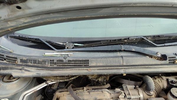 2007-2012 Nissan Sentra Passenger Right Windshield Wiper Arm Oem Blade Lever — photo 1