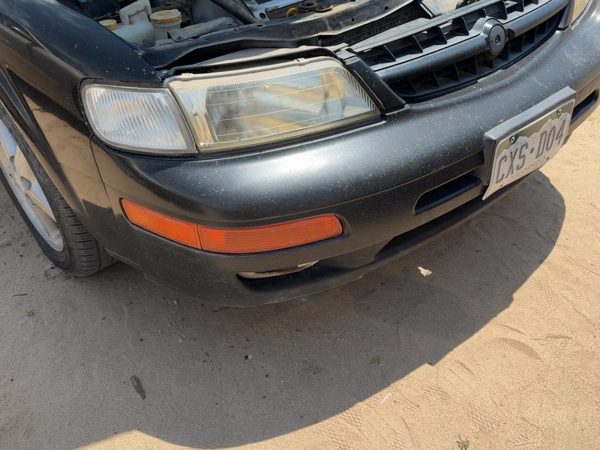 97-99 Nissan Maxima Front Bumper Cover Assembly Oem Fog Lamps Super Black Kh3 — photo 2