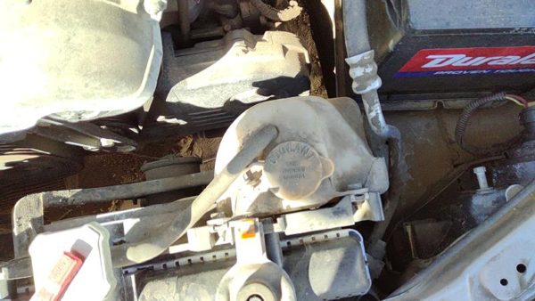 2000-2006 Subaru Legacy Coolant Reservoir Radiator Overflow Tank Bottle Oem 2.5L — photo 2