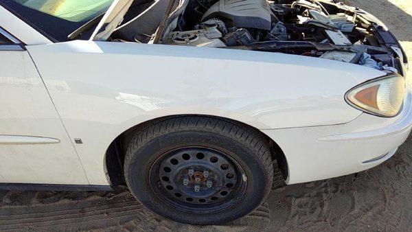 2005-2009 Buick Lacrosse Passenger Right Front Fender Oem White 40U 89023975 — photo 1