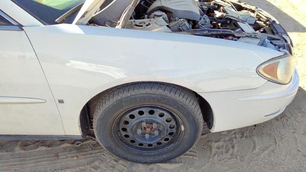 2005-2009 Buick Lacrosse Passenger Right Front Fender Oem White 40U 89023975 — photo 2