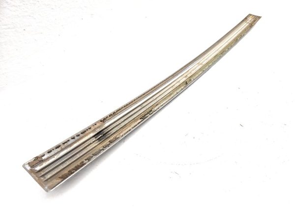 01-02 Sierra 2500 Hd Passenger Right Rear Moulding From Door Oem Back Trim Strip — photo 11