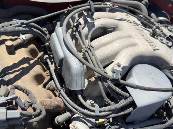90-95 Nissan Pathfinder Complete Fuel Rail with Injectors Set Loaded OEM 3.0L — photo 3