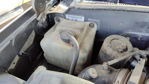 1999 Suburban 1500 Coolant Recovery Bottle Chevy — photo 5
