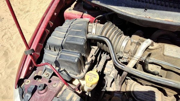 01-07 Town Country Complete Air Intake Cleaner Filter Box Housing With Tube 3.8L — photo 2