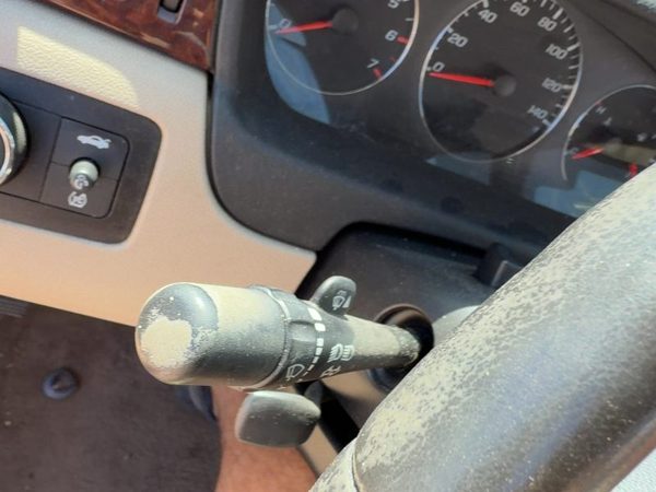 2010-2011 Chevy Impala Steering Column Assembly Oem Floor Shift Neutral 522 — photo 2