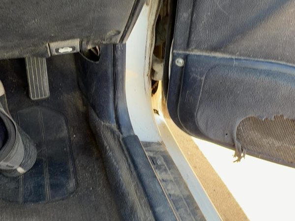 1994 Subaru Legacy Rhd Passenger Right Lower Kick Trim Panel Oem Gray — photo 2