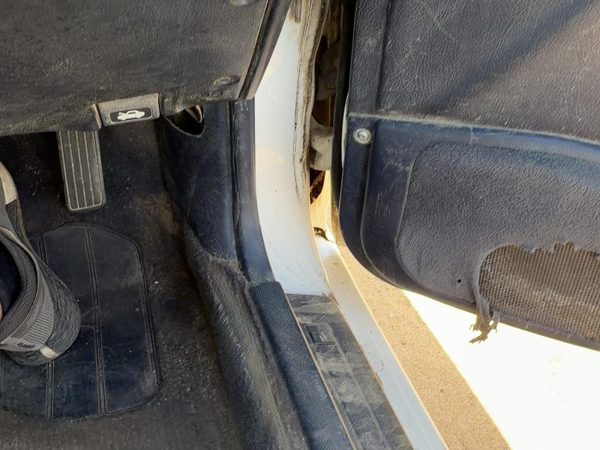 1994 Subaru Legacy Rhd Passenger Right Lower Kick Trim Panel Oem Gray — photo 3