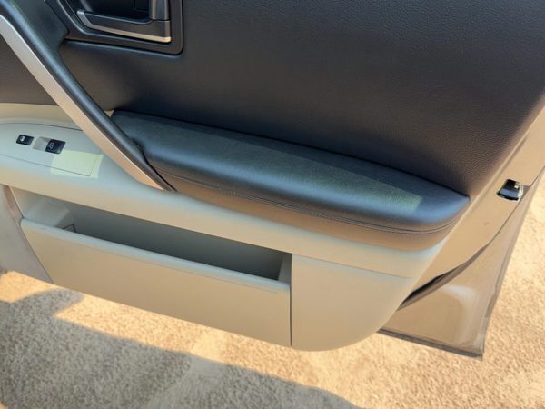 03-06 Fx45 Passenger Right Front Door Trim Panel With Switches Willow/Black S — photo 8
