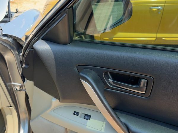 03-06 Fx45 Passenger Right Front Door Trim Panel With Switches Willow/Black S — photo 7