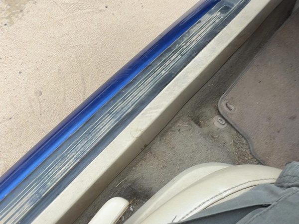 1998-2010 Vw Beetle Convertible Driver Left Lower Kick Trim Panel Oem Tan — photo 3