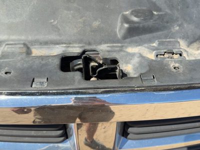 2004 Dodge Durango Hood Latch Assembly With Bracket Oem 55362294Ab