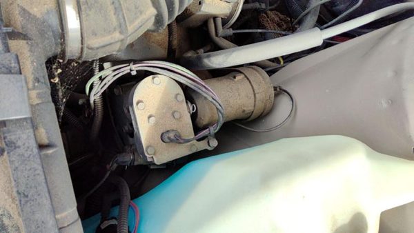 1992 Buick Park Avenue Air Ride Susp. Compressor — photo 4