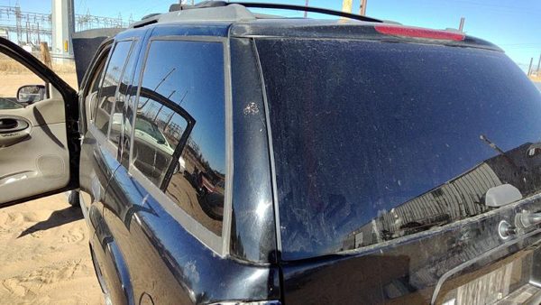 02-09 Chevy Trail Blazer Driver Left Rear Moulding On Quarter Panel Oem Black — photo 1