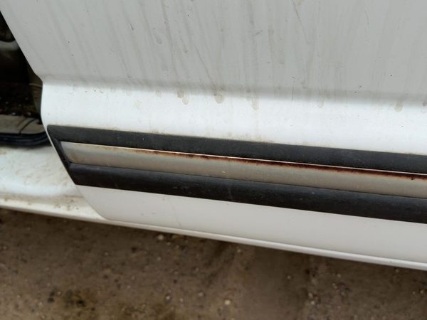 98-01 Chevy S10 Blazer Driver Left Rear Moulding From Door Oem Back Trim Strip — photo 3