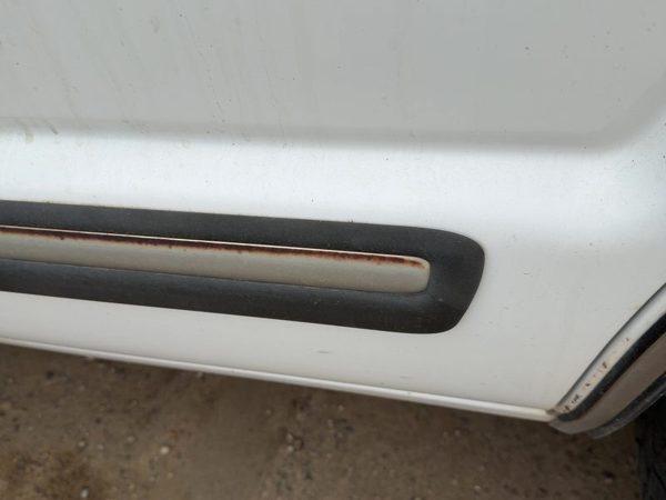 98-01 Chevy S10 Blazer Driver Left Rear Moulding From Door Oem Back Trim Strip — photo 5