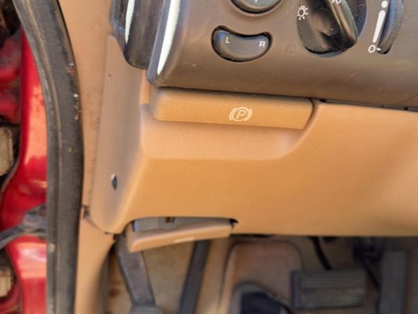 96-00 Town & Country Lower Dash Under Column Knee Bolster Trim Panel Tan Flk5 — photo 1