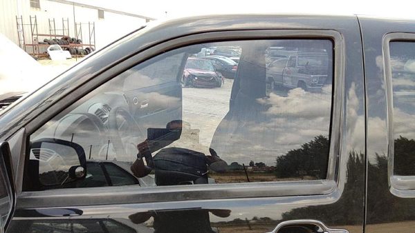 2004-2012 Gmc Canyon Driver Left Front Side Window Door Glass Oem 97247739 — photo 1