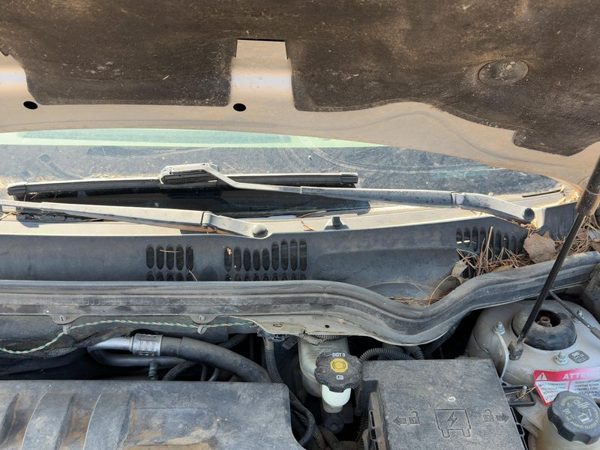 2008 Chevy Cobalt Windshield Wiper Cowl Vent Trim Panel Oem Cover — photo 4