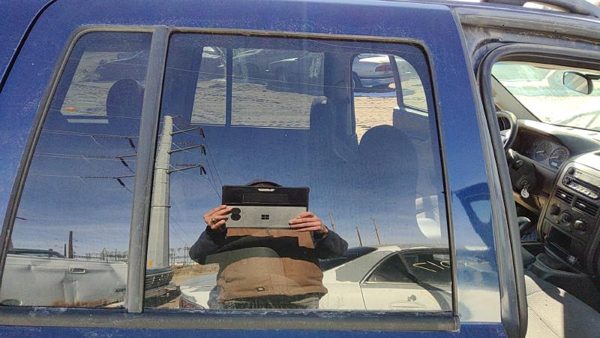 1999-2004 Jeep Grand Cherokee Passenger Right Rear Side Window Door Glass Back — photo 2