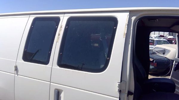 1993 Ford Van Rear Door RH White — photo 6