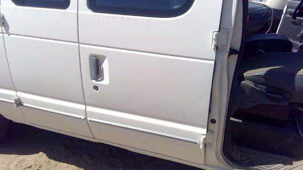 1993 Ford Van Rear Door RH White — photo 4