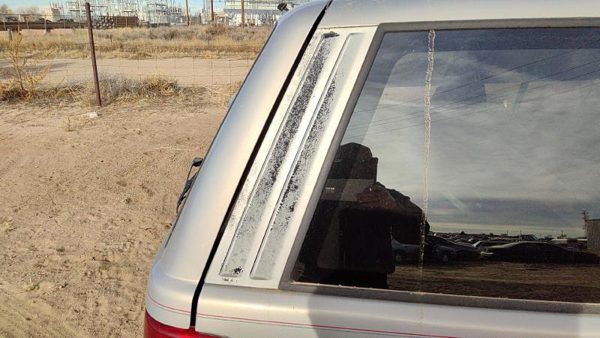 93-95 Jeep Grand Cherokee Passenger Right Rear Moulding On Quarter Panel Silver — photo 2