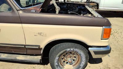 1988 Ford F150 Fender RH Brown Dent
