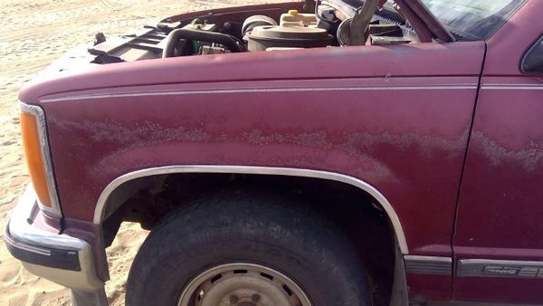 1988 GMC Sierra Fender LH 2500 Red — photo 1