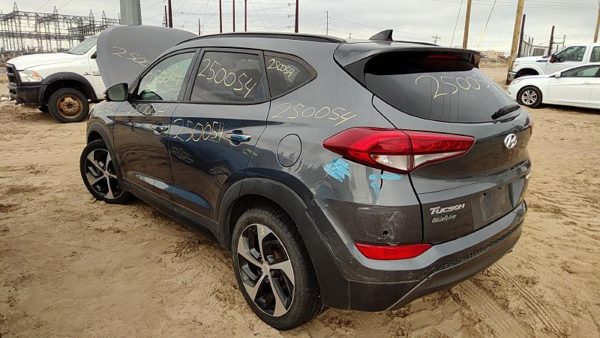 2016 Hyundai Tucson — vehicle photo 6
