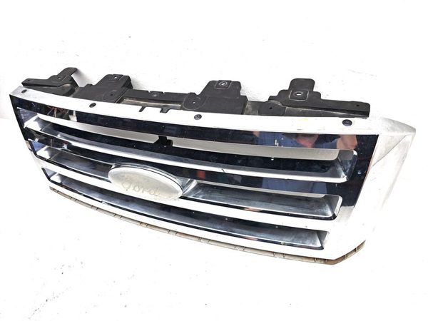 2007-2014 Ford Expedition Front Grille Assembly Oem Chrome 7L1Z8200Ba — photo 9
