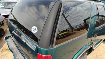 1995-1997 S10 Blazer Passenger Right Rear Moulding On Quarter Panel Oem