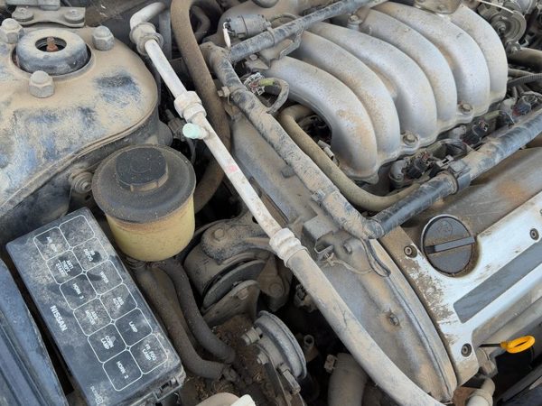 1995-2001 Nissan Maxima Timing Cover Oem 3.0L 1350131U00 — photo 5