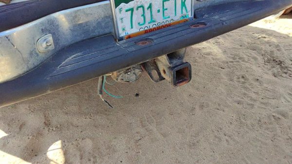 1999-2002 Chevy Silverado 1500 Trailer Receiver Hitch Factory Mount Oem — photo 2