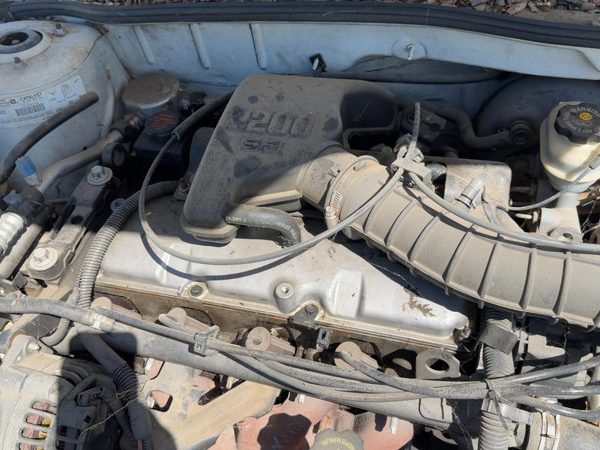 1998-2001 Chevy Cavalier Valve Cover Oem 2.2L Without Dohc 24577253 — photo 2