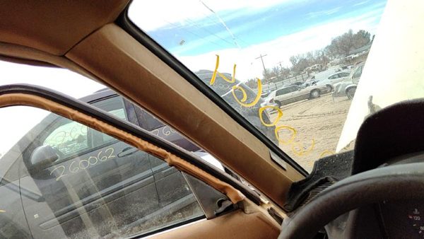 80-85 Mercedes 300Td Driver Left A Pillar Trim Windshield Post Panel Oem Brown — photo 1