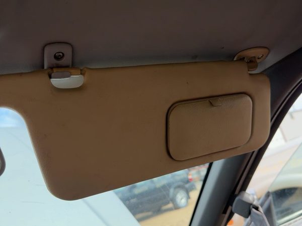 1990-1994 Subaru Legacy Passenger Right Sun Visor Oem Gray — photo 3