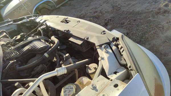 2007 Ford Freestar Radiator Support 3F2Z16138AA — photo 4
