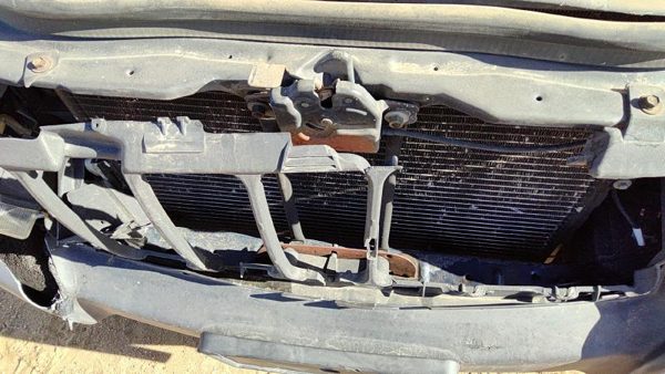 1999-2004 Jeep Grand Cherokee Hood Latch Assembly With Bracket Oem 55135870Ad — photo 1