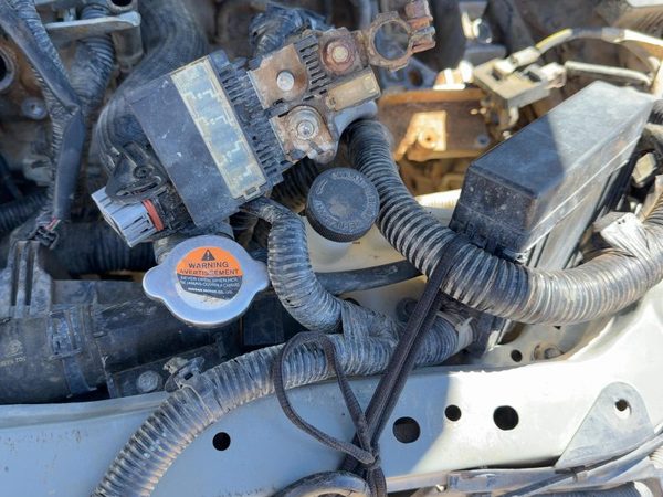 2014 Nissan Sentra Coolant Recovery Bottle 1.8L — photo 1